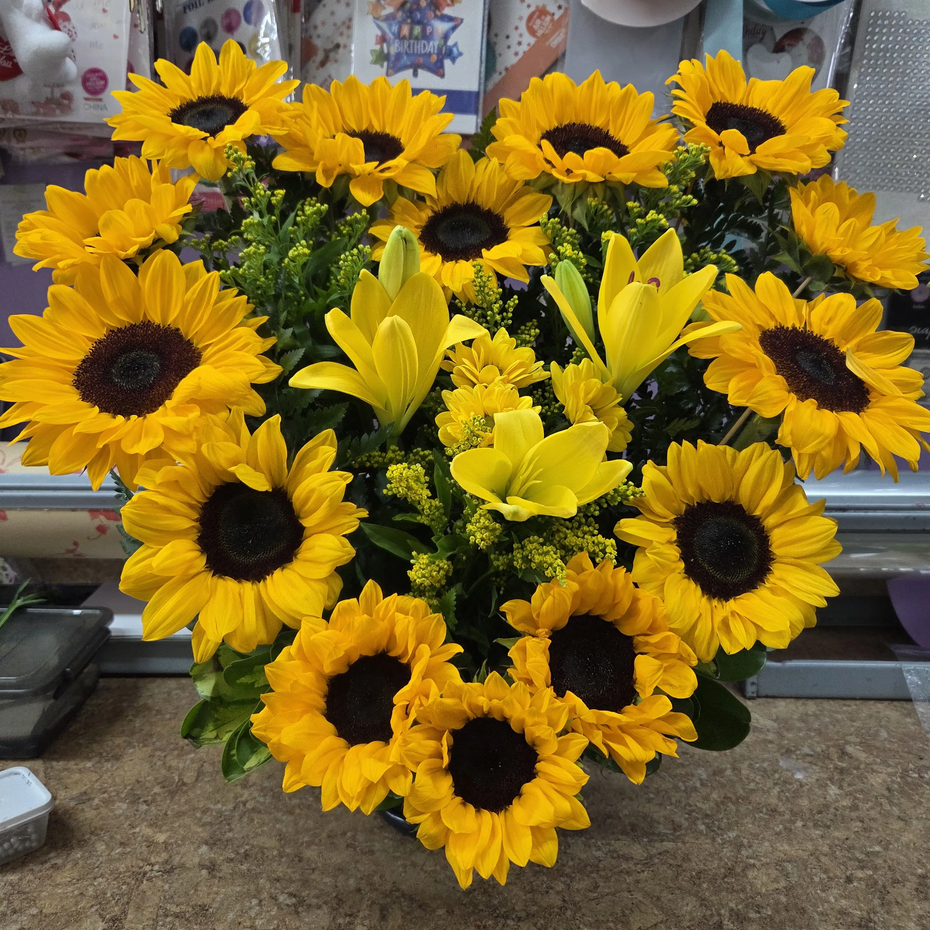 Arreglo con girasoles Milenios Flowers